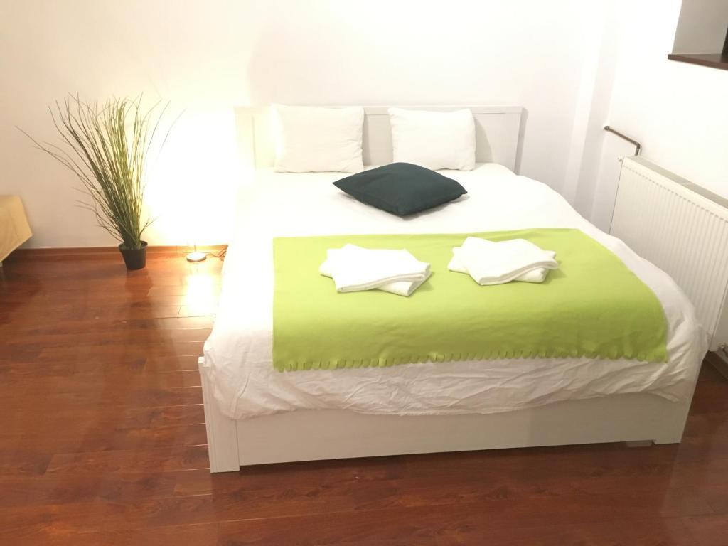 New Green Apartment Studio 1 Bukarest Eksteriør billede